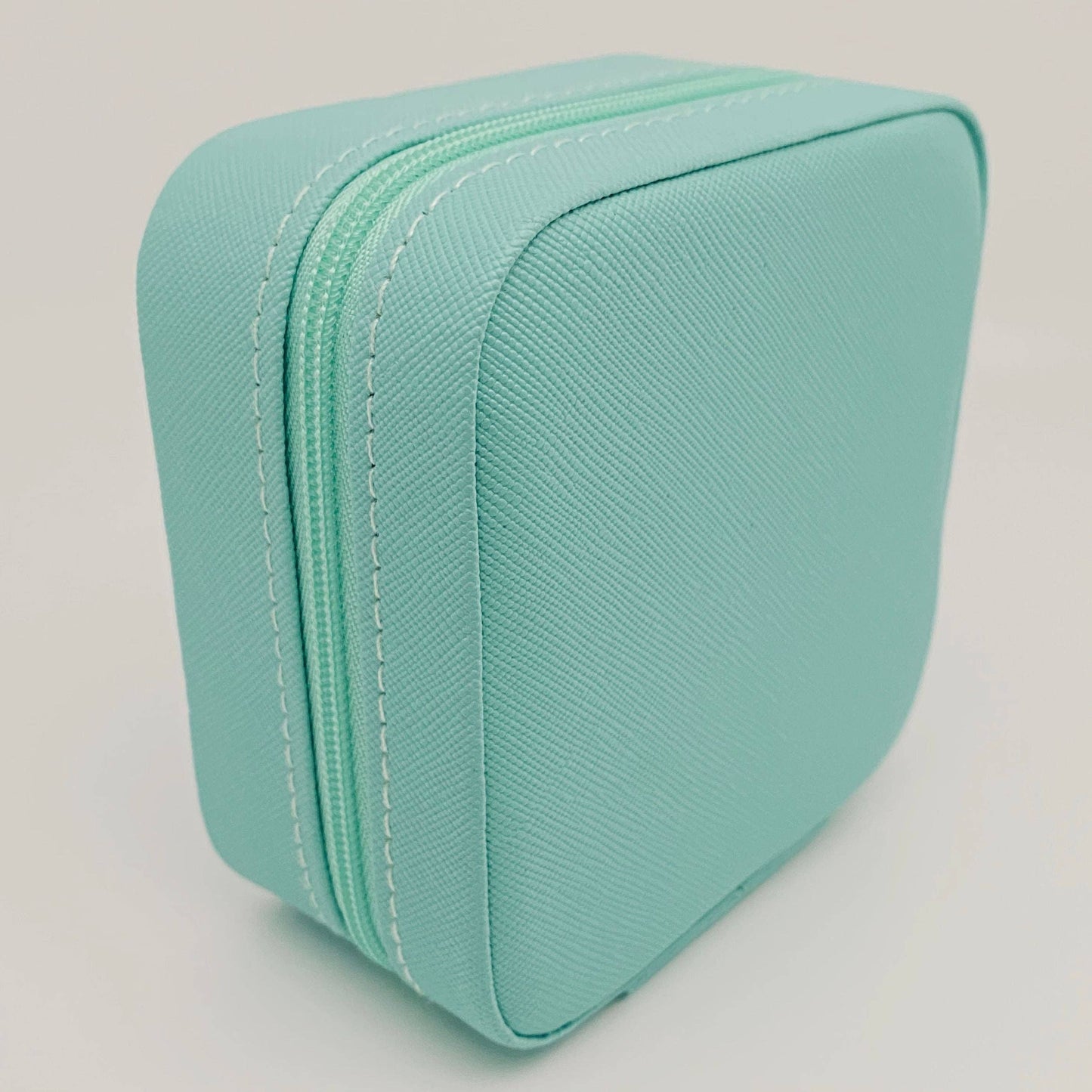 Leather Portable Travel Jewelry Box: Tiffany Blue