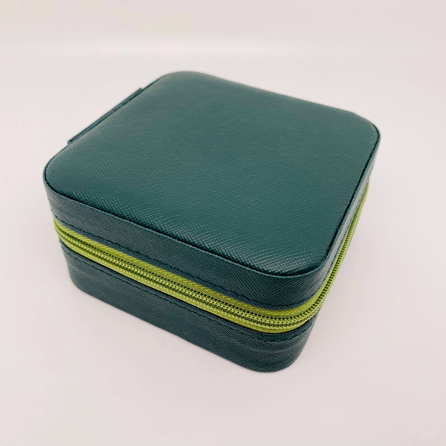 Leather Portable Travel Jewelry Box: Green